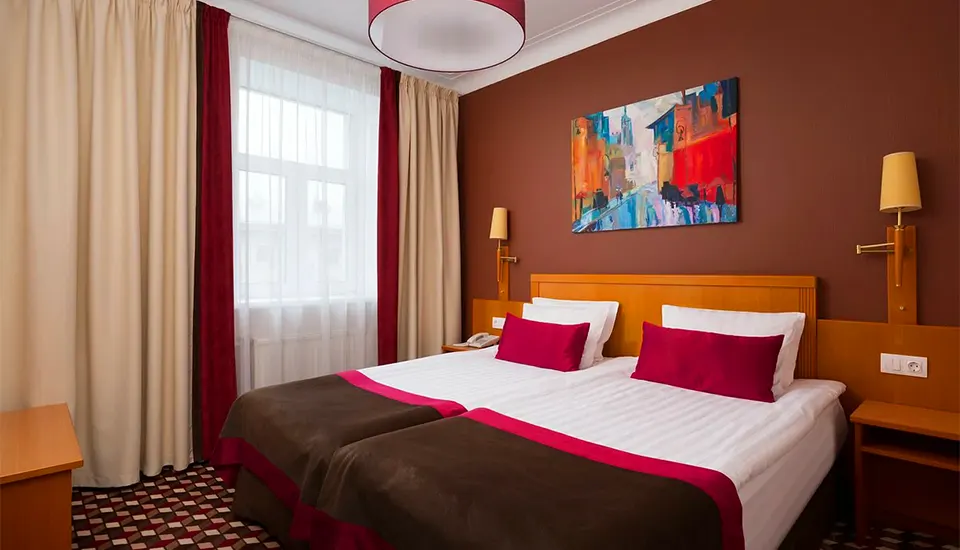 هتل سیتی تل اوکتیابرسکایا سن پترزبورگ